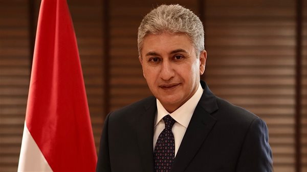 وزير السياحة والآثار