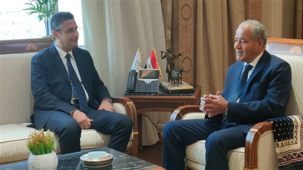 المصيلحي ووزير التموين