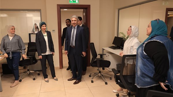 وزير السياحة