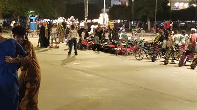 الإسكيت والدراجات البخارية.. ألعاب ترفيهية لأطفال أسوان في العطلة الصيفية