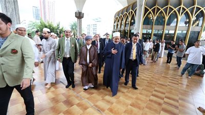 المحطة الثانية.. لحظة مغادرة شيخ الأزهر ماليزيا متوجهًا إلى العاصمة التايلاندية بانكوك