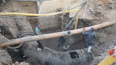 وسط استياء المواطنين.. انقطاع المياه عن مدينة سمالوط بالمنيا لمدة يوم كامل | بث مباشر