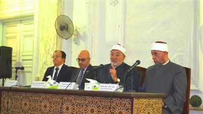 خالد الجندي: طريق الدعوة ليس مفروشا بالورود ولا بد للداعية من التحمل