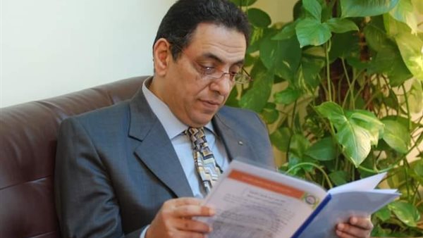  الدكتور محمد السعدني