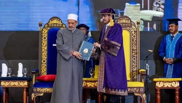 الدكتور أحمد الطيب