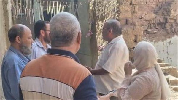 معاينة منزل آيل للسقوط