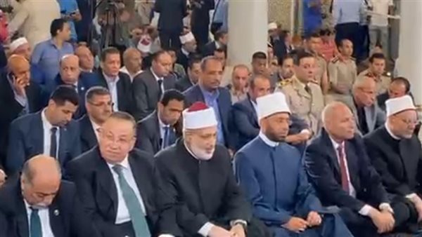 جانب من بدء الاحتفالية