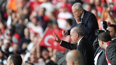 أردوغان: قرار يويفا بإيقاف لاعب تركيا سياسي بحت.. وسنستعد لـ كأس العالم 2026 