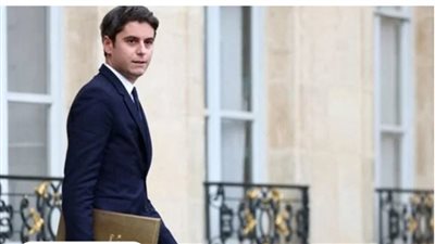 الانتخابات الفرنسية.. ماكرون يقرر الإبقاء على رئيس الوزراء