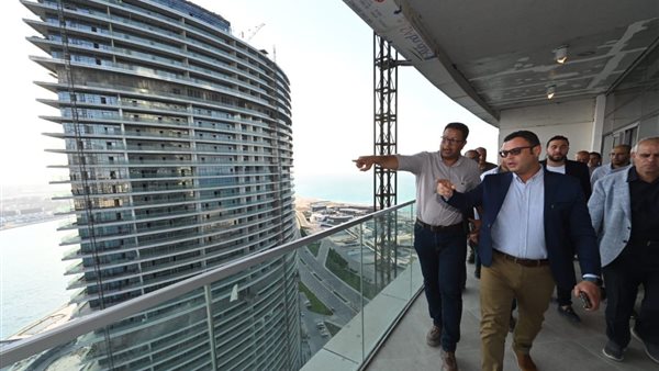 وزير الاسكان