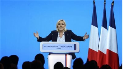 قضايا اختلاس وتزوير.. اتهامات تطال مارين لوبان منافسة الرئيس الفرنسي إيمانويل ماكرون
