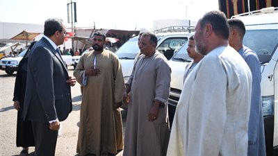 غير مسموح بأي تقصير.. محافظ قنا يفاجئ مشروعات خدمية قيد الإنشاء في المحافظة