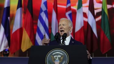 يصفها بالهبة التاريخية.. بايدن يكشف عن تزويد أوكرانيا بأنظمة دفاع جوي متطورة لحمايتها من الهجمات الروسية 