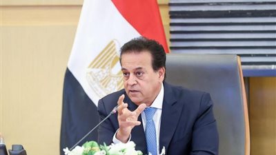 وزير الصحة يوجه بتكثيف الزيارات الميدانية على المنشآت الصحية بالمحافظات