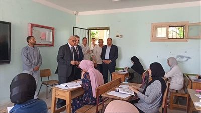 محافظ شمال سيناء يتفقد امتحانات الثانوية العامة في لجان العريش