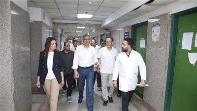 محافظ الجيزة يتفقد مستشفى الوراق المركزي لمتابعة سير العمل خلال الإجازة الرسمية
