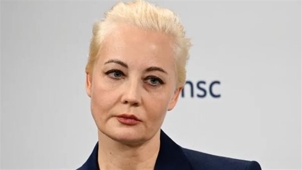  المعارضة يوليا نافالنايا