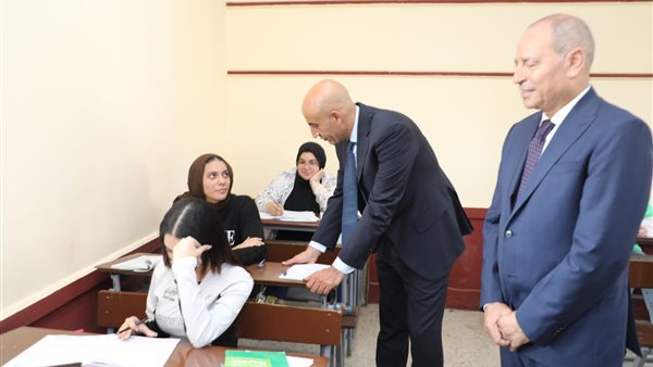 طلاب الثانوية العامة