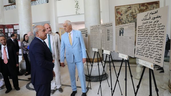 افتتاح المعرض