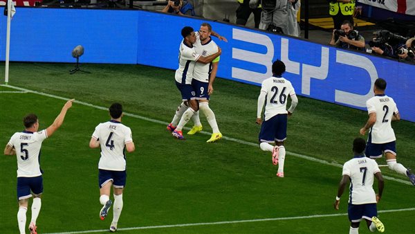 مباراة إنجلترا وهولندا