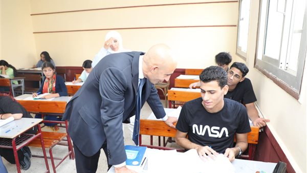 طلاب الثانوية العامة