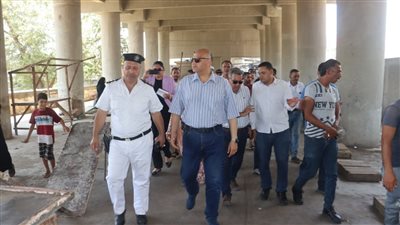 محافظ القليوبية: تسكين الباعة الجائلين بمنطقة الكباري وعزبة السوق وموقف موحد للأقاليم