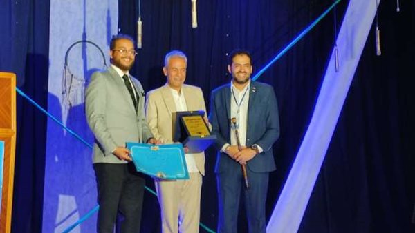 الفنان صبري فواز