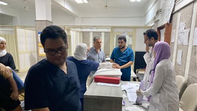 ننشر أسماء المصابين في انقلاب أتوبيس بطريق الإسكندرية مطروح