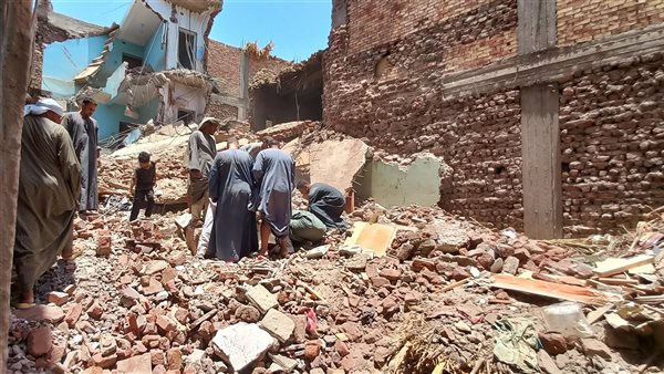 المنزل المنهار 