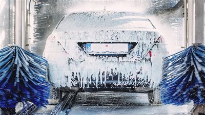 تعرف على تأثير الغسيل الأوتوماتيكي على طلاء السيارة