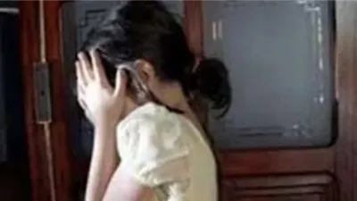 سكبت زجاجة دواء شقيقتها.. ضبط شخص وزوجته لاتهامهما بالاعتداء على ابنته بالضرب وتعرضها لإغماء بالمنوفية