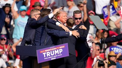 لا يوجد في ديمقراطيتنا مكان للعنف على الإطلاق..أوباما يعلق على حادث إطلاق النار علي ترامب 