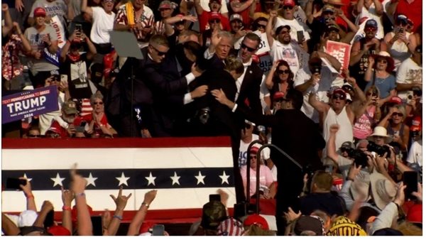 إطلاق النار علي ترامب