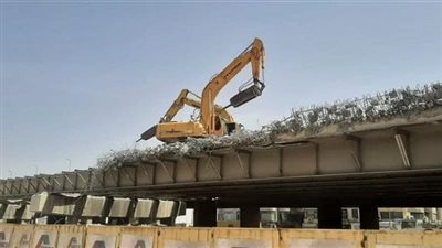 النقل تصدر بيانا مهما بشأن صور هدم كوبري العامرية بالإسكندرية