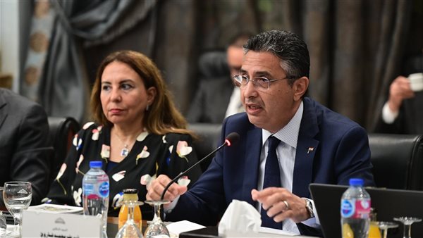 وزير التموين