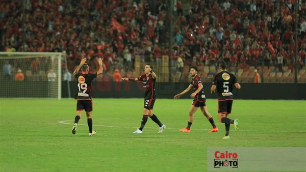 اللقاء الأخير.. بث