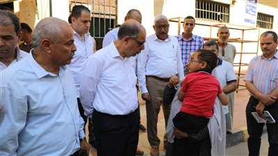 لمنع-الاحتكار-محافظ-المنيا-يتفقد-مخازن-سلع-تموينية-في-دير-مواس
