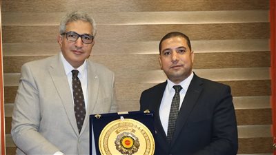 الأعلى للجامعات: إعداد تطبيق للهاتف المحمول خاص بخدمات المجلس 