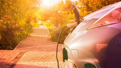 6 نصائح للحفاظ على السيارات الكهربائية في فصل الصيف