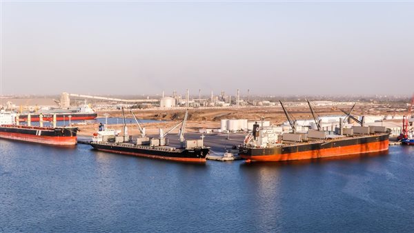 ميناء دمياط 