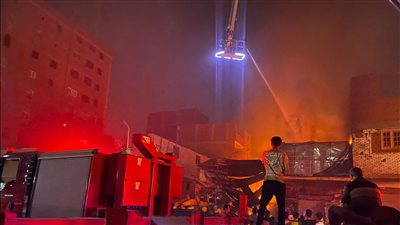 السيطرة على حريق مصنع منظفات في سوهاج