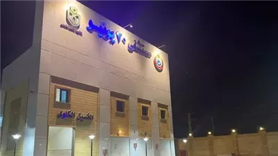 نقل 9 حالات لمستشفى آخر.. تفاصيل السيطرة على حريق مستشفى 30 يونيو ببورسعيد | بث مباشر