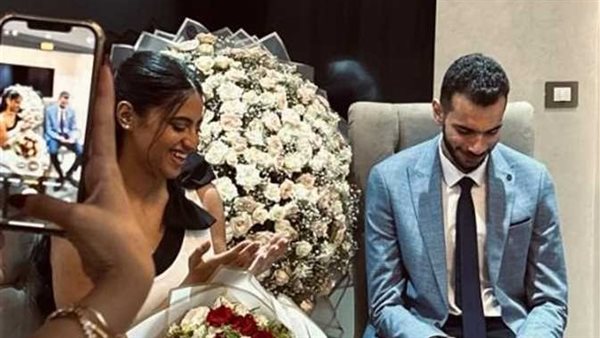 نجل بيومي فؤاد وخطيبته