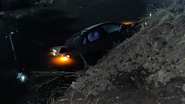 انقلاب سيارة ملاكي