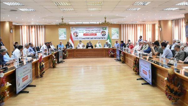 جانب من اللقاءات