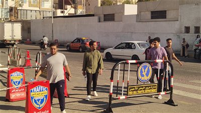 توافد الطلاب على لجان الغردقة لأداء امتحان الديناميكا في ختام ماراثون الثانوية العامة