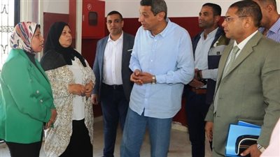 محافظ السويس: توفير جميع احتياجات دور الأيتام ورعاية تعليمية وتربوية وطبية للمقيمين 