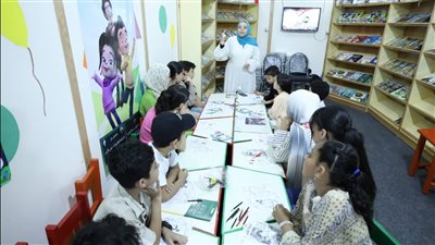 وسط إقبال كبير.. جناح الأزهر بمعرض الإسكندرية للكتاب يواصل سلسلة ورش الحكي للأطفال| صور