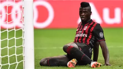 مهاجم ميلان السابق يصدم الأهلي خلال التفاوض معه| خاص