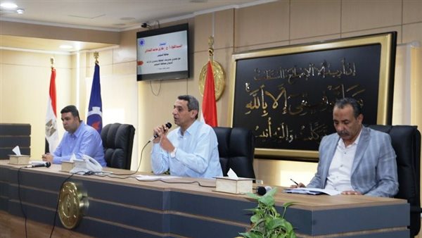 محافظ السويس